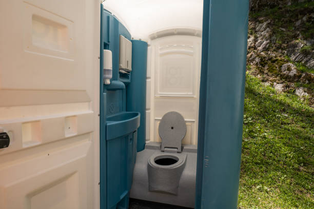 Best Luxury portable toilet rental  in Sanger, TX